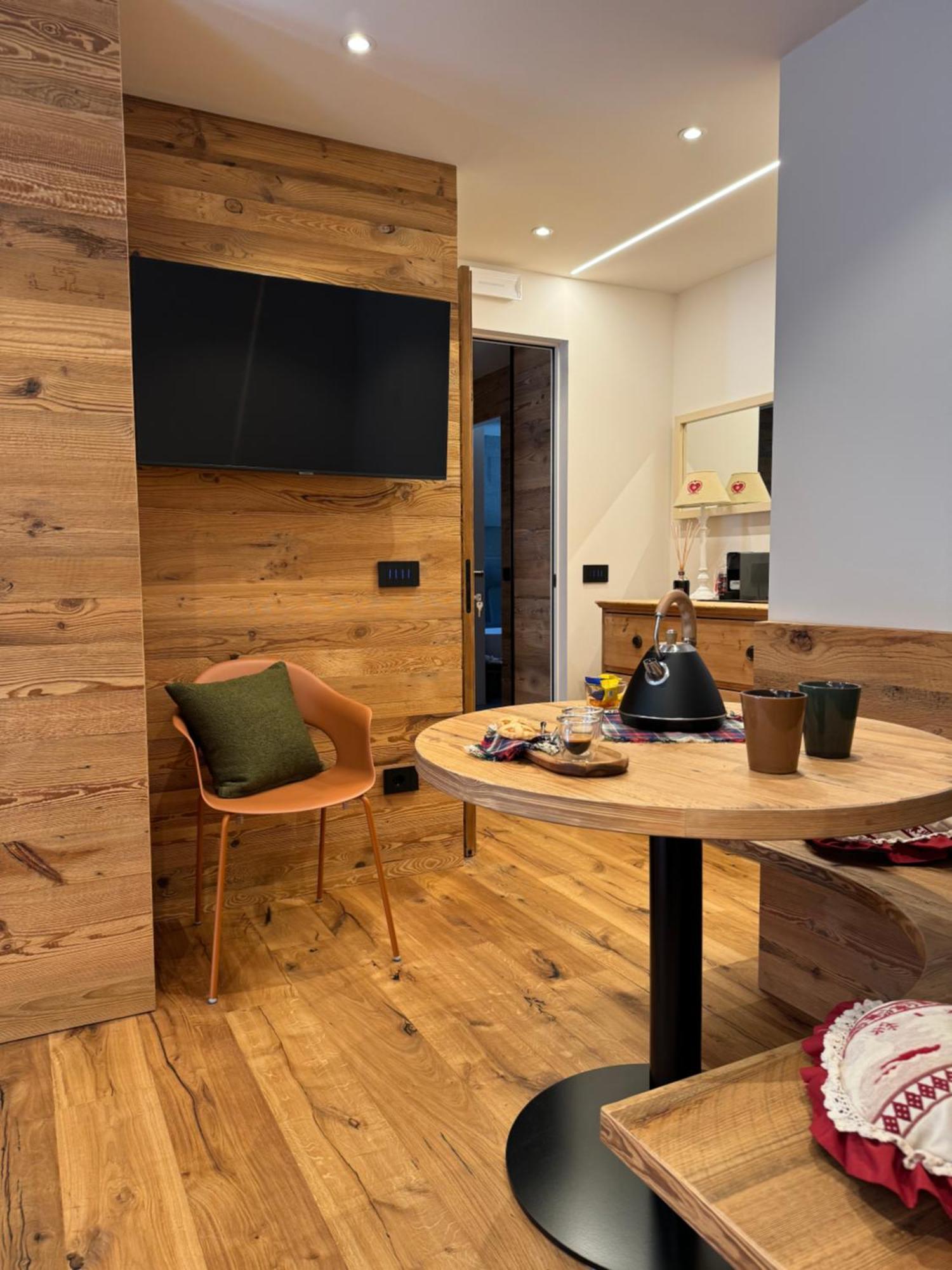 Hotel Lisa Da Pent à Canazei Extérieur photo
