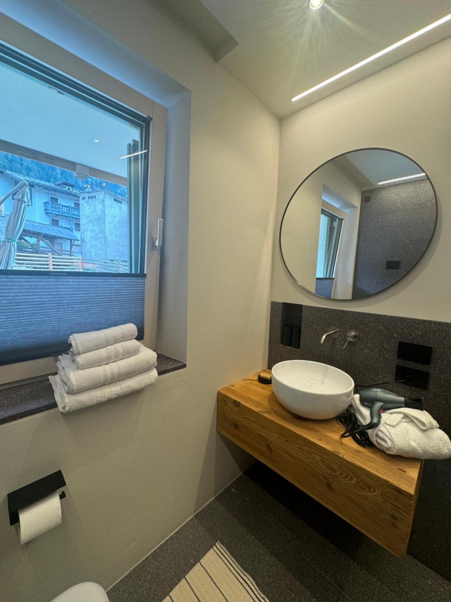 Hotel Lisa Da Pent à Canazei Extérieur photo